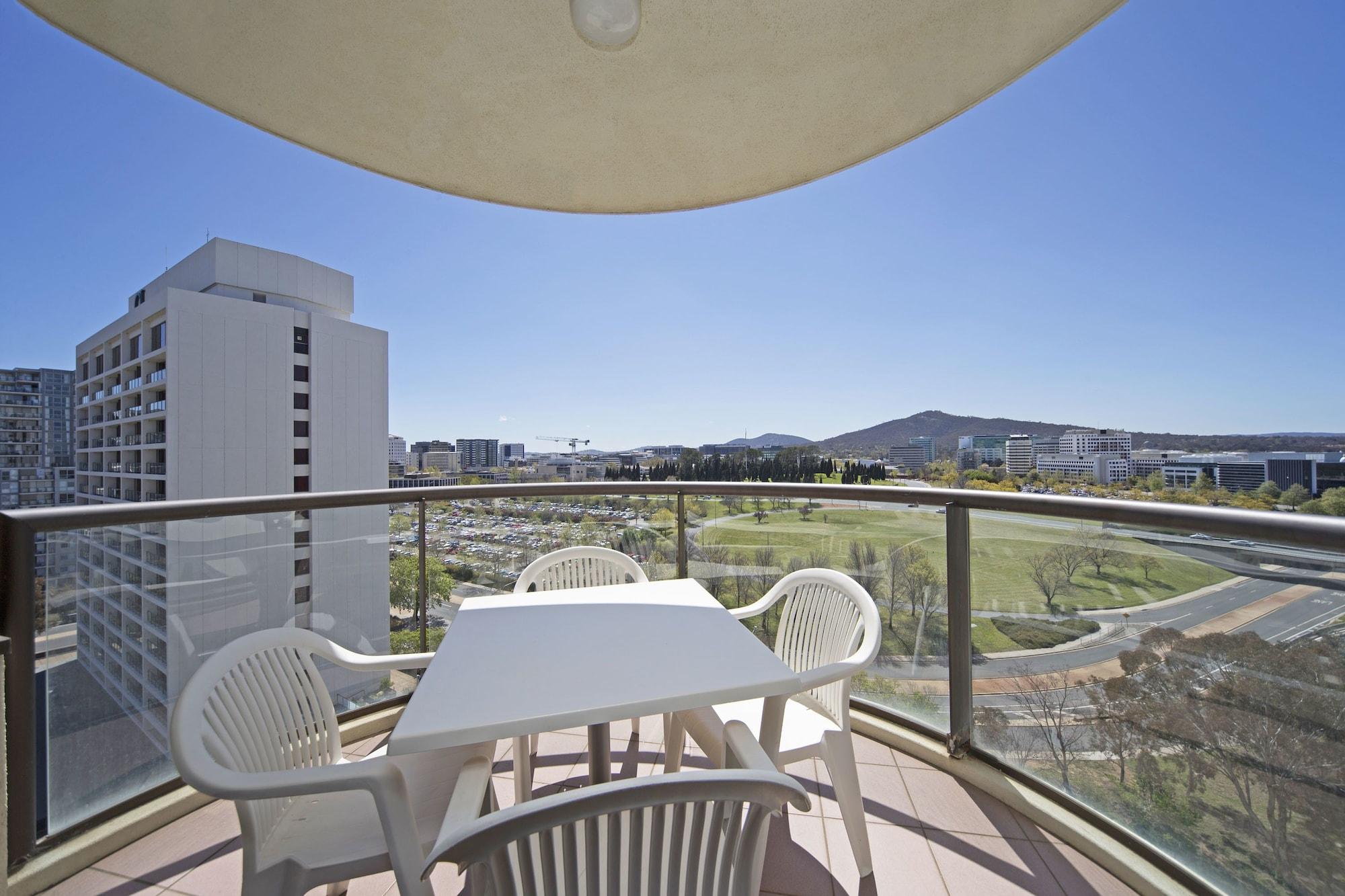 Breakfree Capital Tower Apartments Canberra Exterior foto