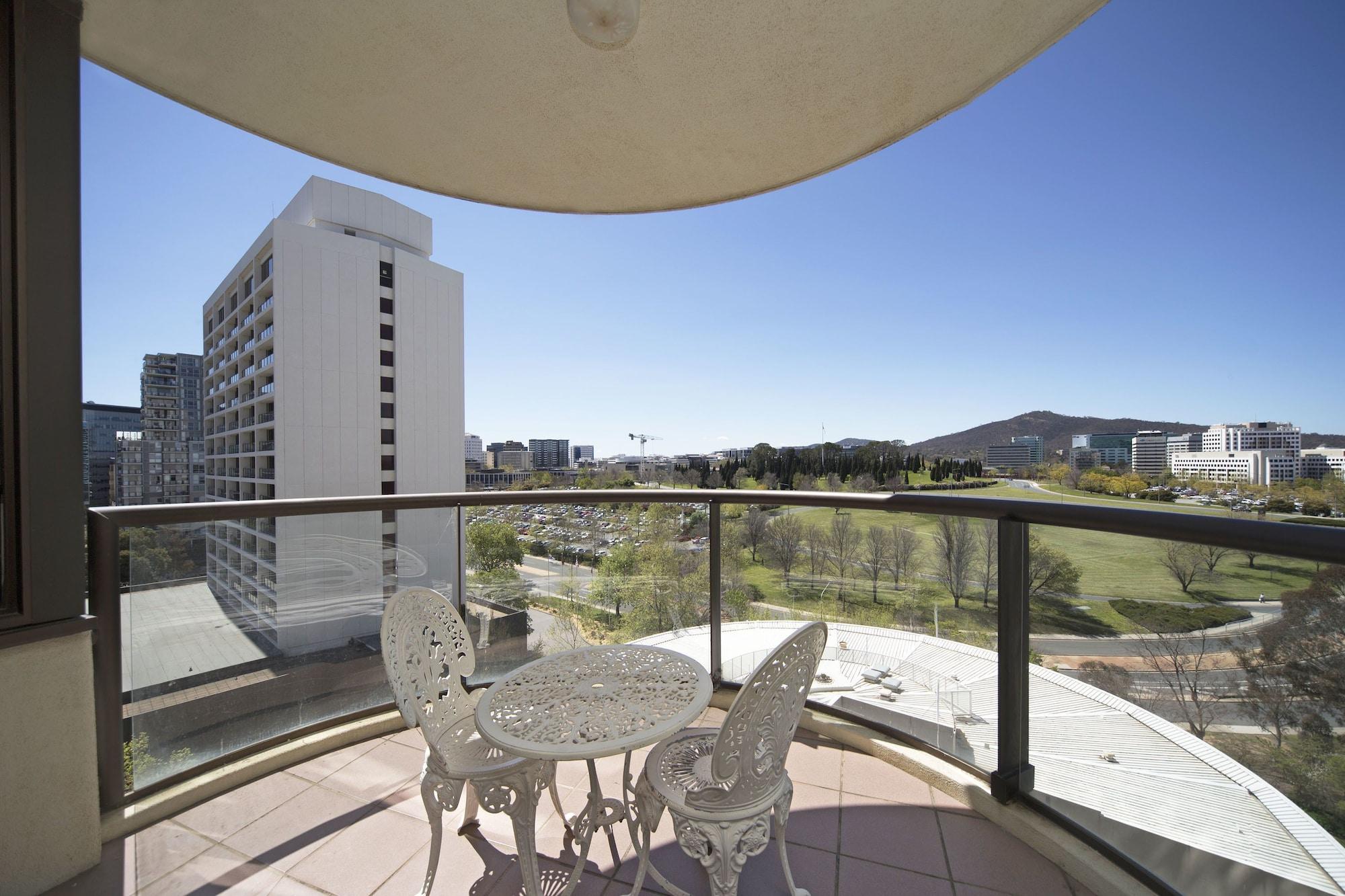 Breakfree Capital Tower Apartments Canberra Exterior foto