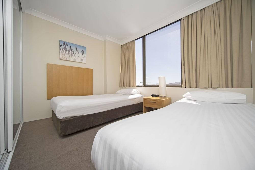 Breakfree Capital Tower Apartments Canberra Exterior foto