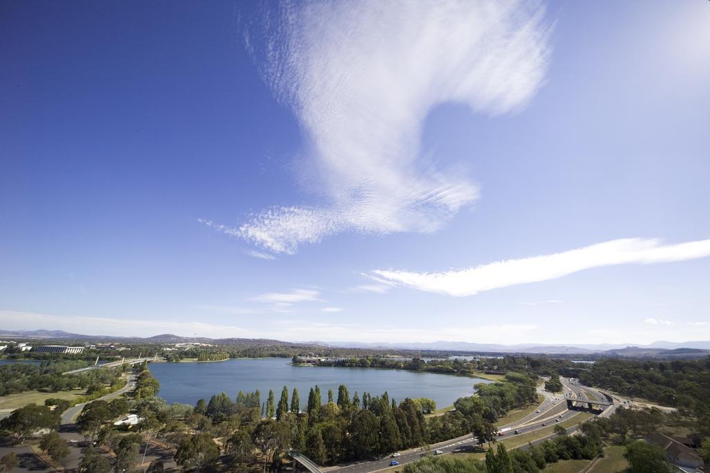 Breakfree Capital Tower Apartments Canberra Exterior foto